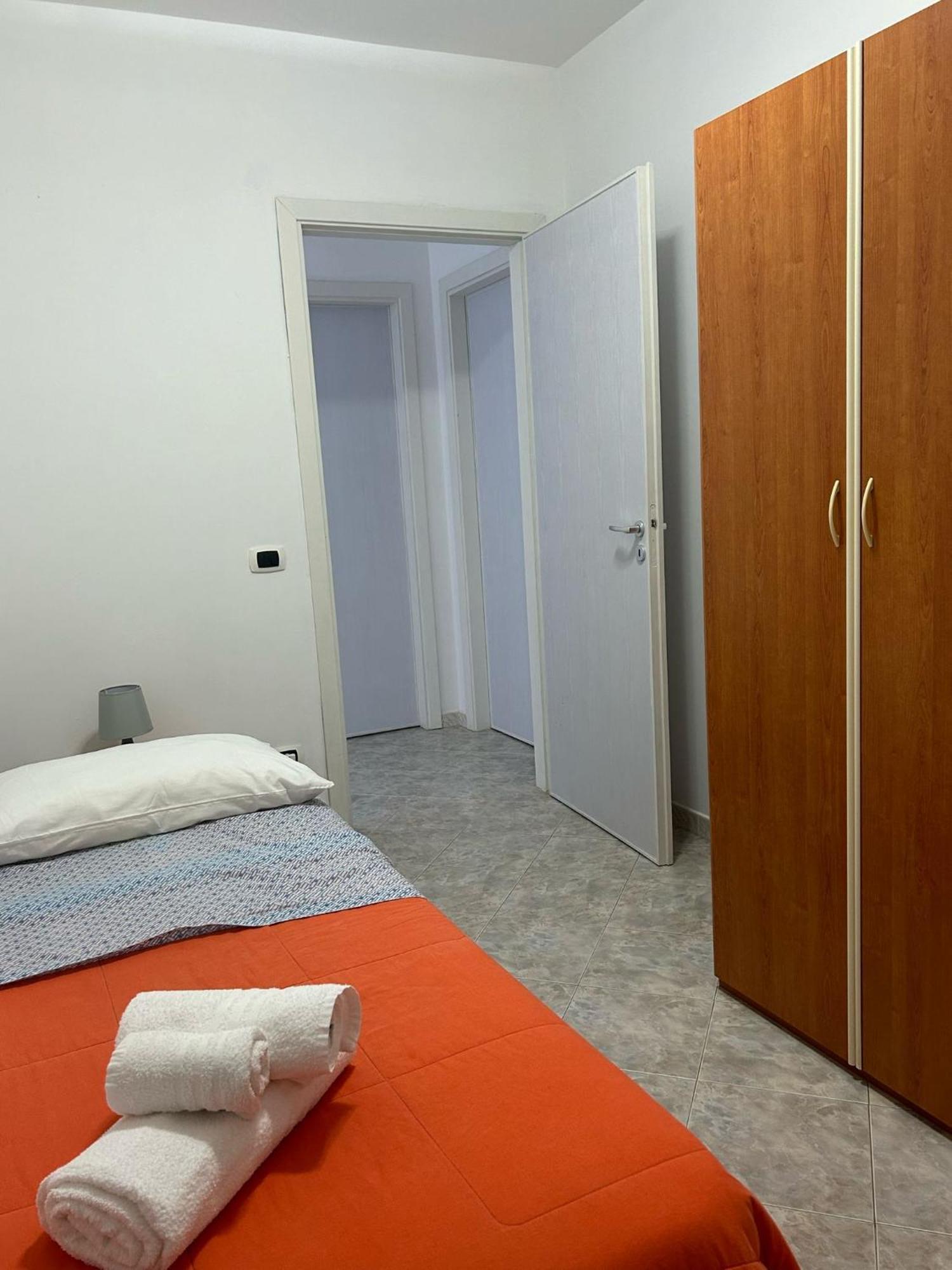 L'Alba Apartment Тропеа Екстериор снимка